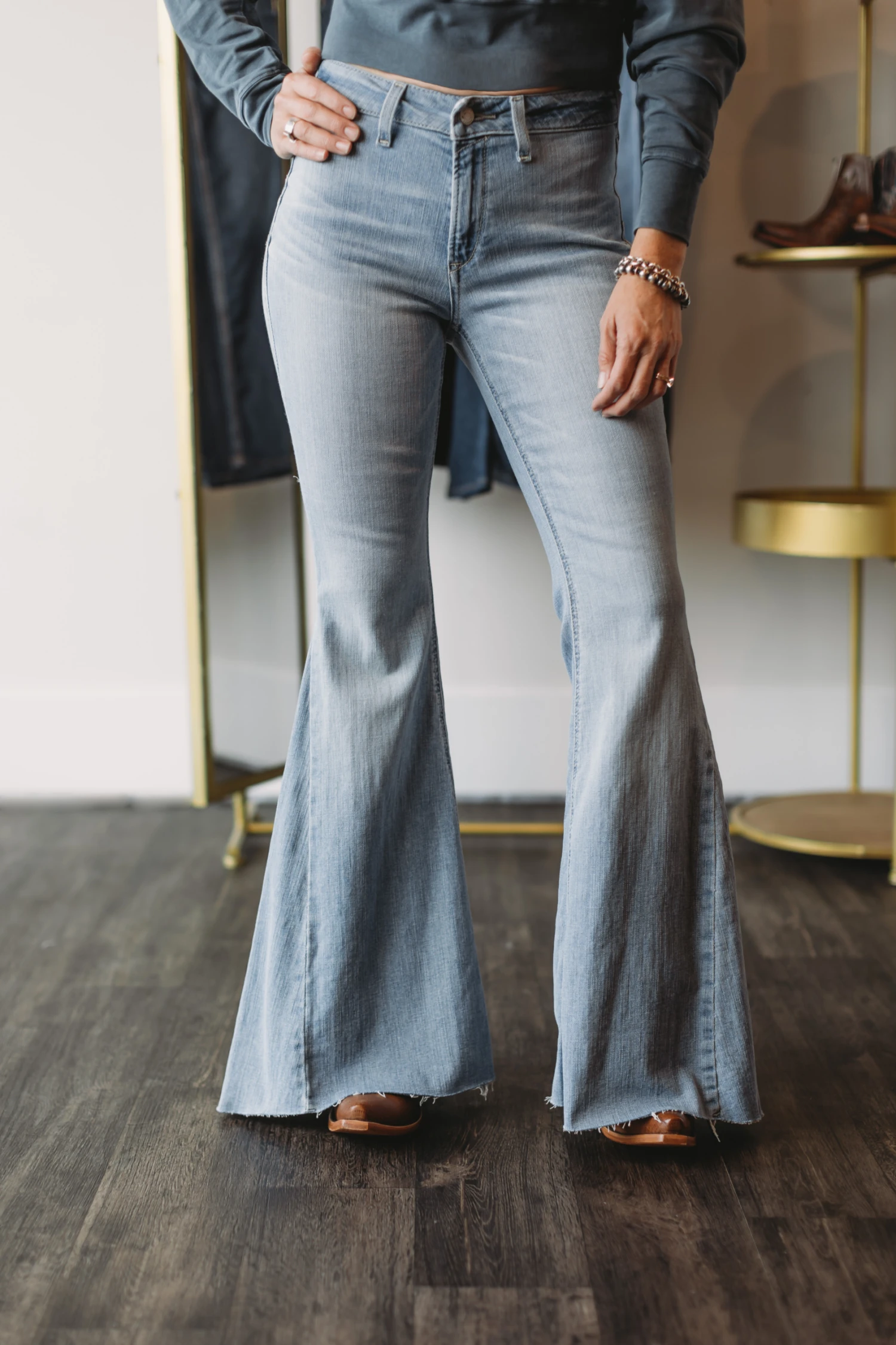 The Latexo High Rise Flare Jean (Final Sale) The Latexo High Rise Flare Jean (Final Sale) -SAVANAH Clothing sale 2 7a5b74e7 572b 4d52 aea7 3ac5da71b689 scaled
