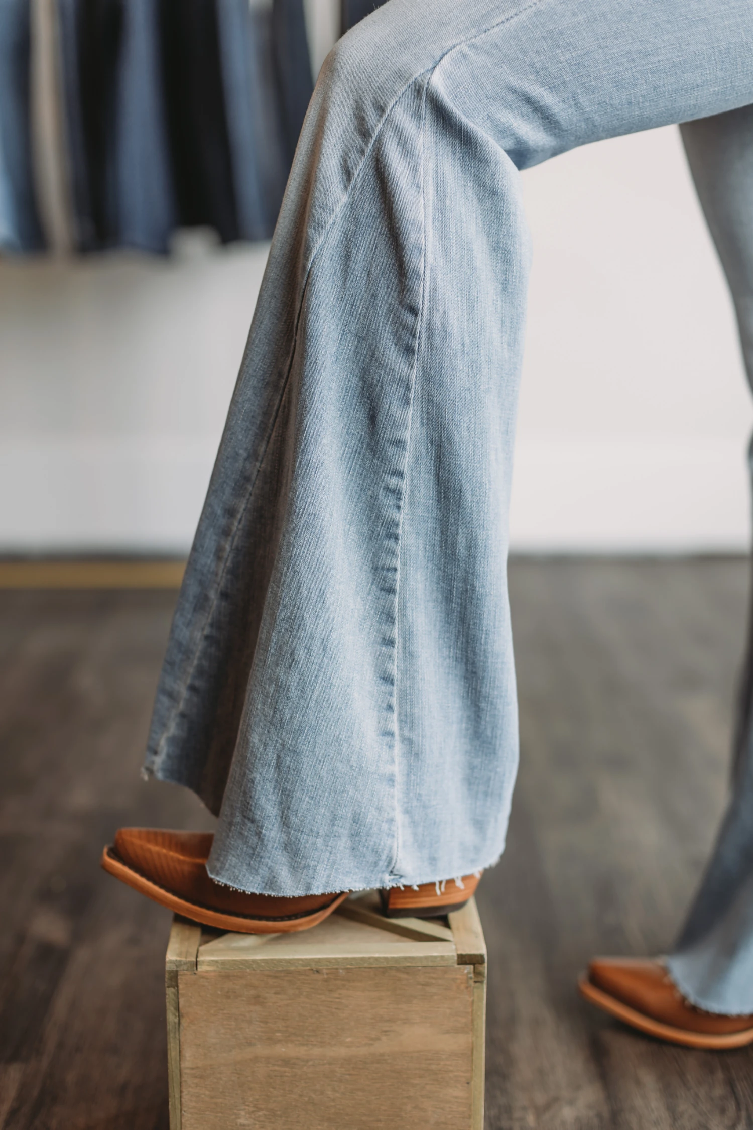 The Latexo High Rise Flare Jean (Final Sale) The Latexo High Rise Flare Jean (Final Sale) -SAVANAH Clothing sale 3 1ffe79d0 8ddc 4063 8775 929ac98cc4b6 scaled