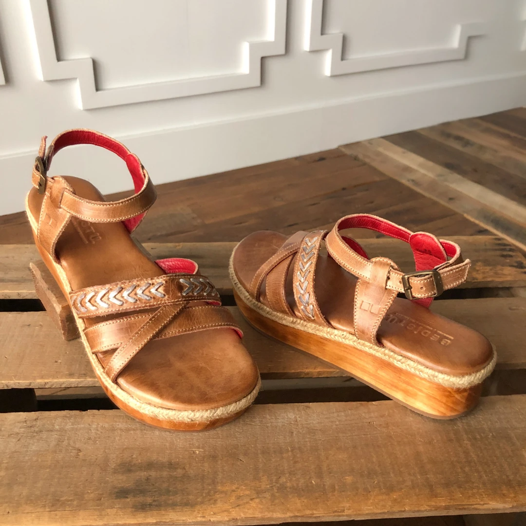 The Desoto The Desoto -SAVANAH Clothing sale 5 0e4581bb 4be1 454c 89b3 87c2bdd1da37