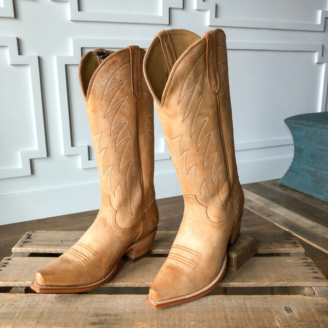 The Carmencita The Carmencita -SAVANAH Clothing sale Accessory Product Photo Size 53ae2e6d 17fc 4ef8 8b28 2bcff4a7e646