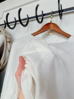 The Pryor -SAVANAH Clothing sale IMG 0041