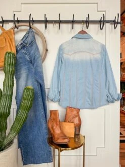 The Palmetto -SAVANAH Clothing sale IMG 0096