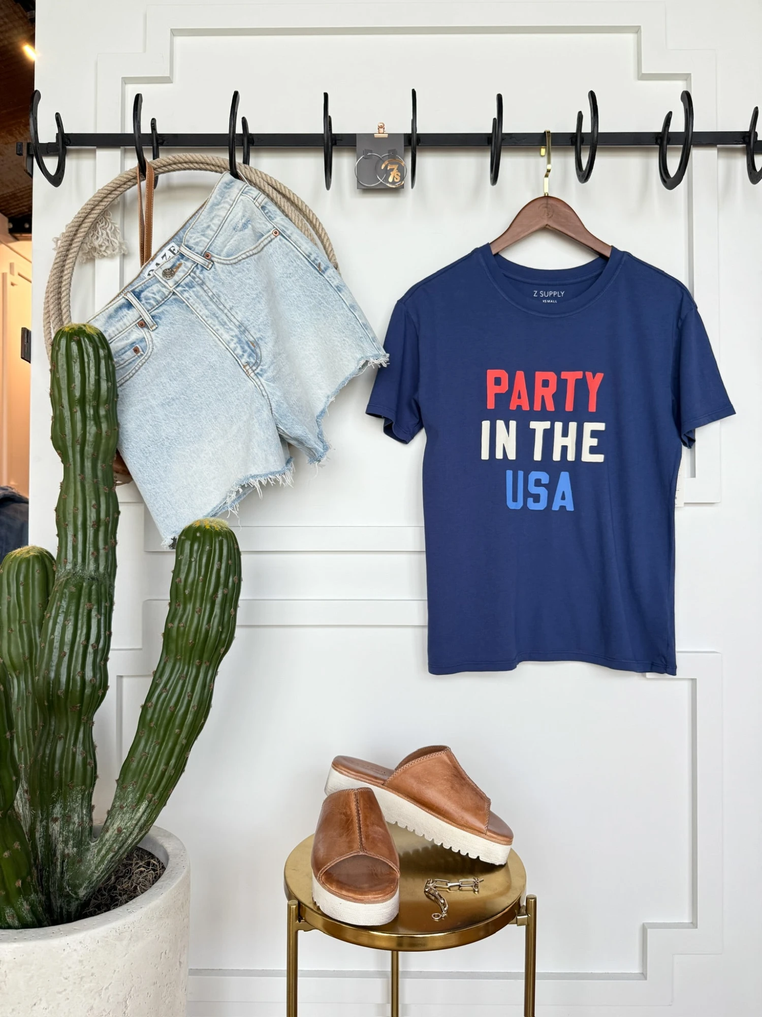 The Party The Party -SAVANAH Clothing sale IMG 02482