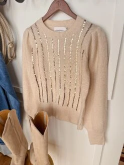 The Kennewick -SAVANAH Clothing sale IMG 0277