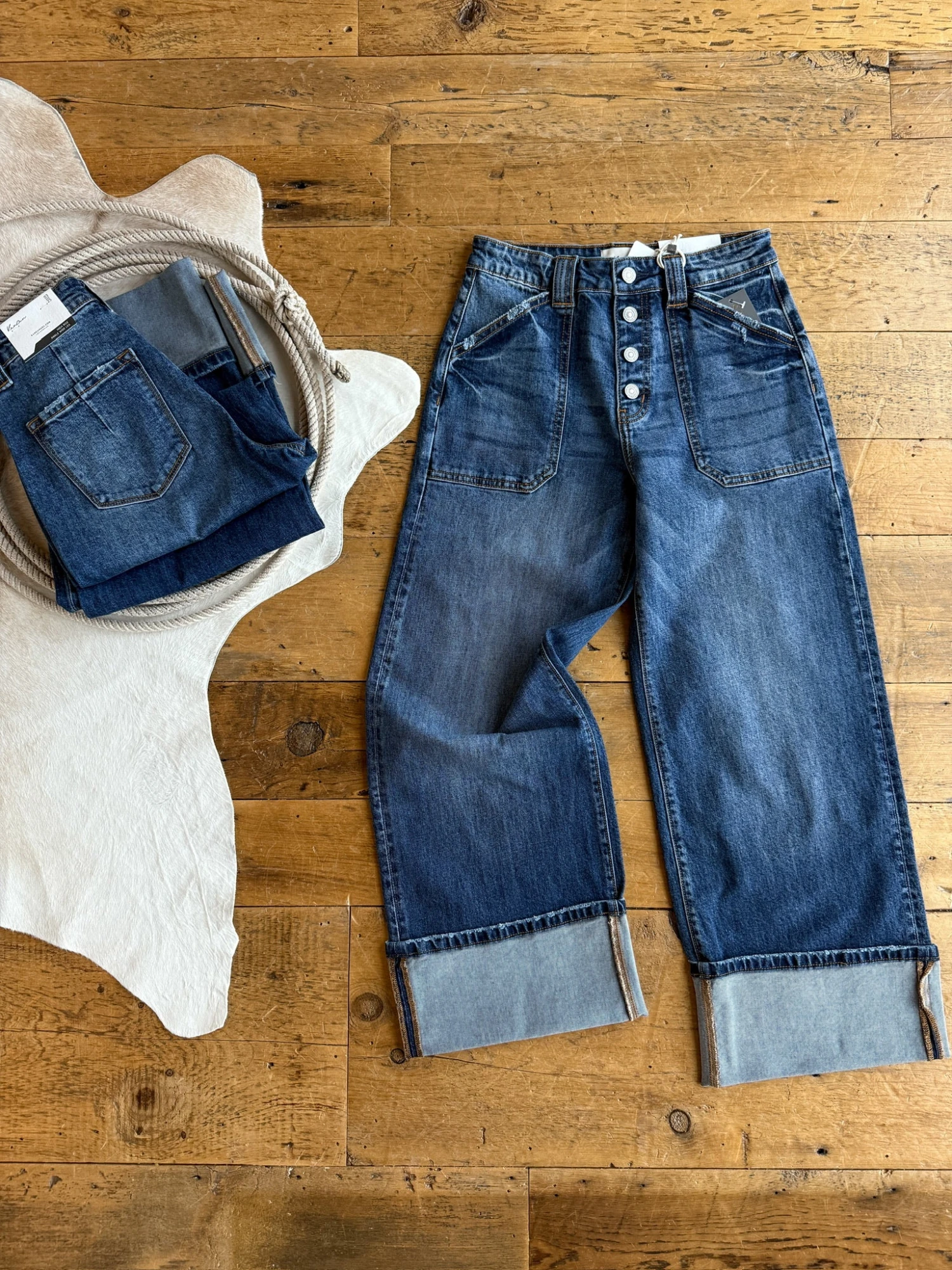 The Rhett High Rise Wide Leg Jean The Rhett High Rise Wide Leg Jean -SAVANAH Clothing sale IMG 0478 82ad52cb 41a2 45a2 b30d 825ef5abb55f