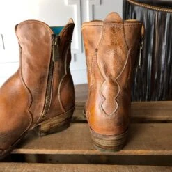 The Tonganoxie -SAVANAH Clothing sale IMG 07632