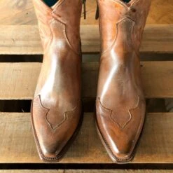 The Tonganoxie -SAVANAH Clothing sale IMG 0771