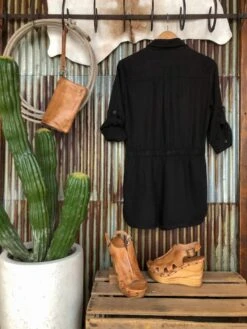 The Bainbridge -SAVANAH Clothing sale IMG 11154