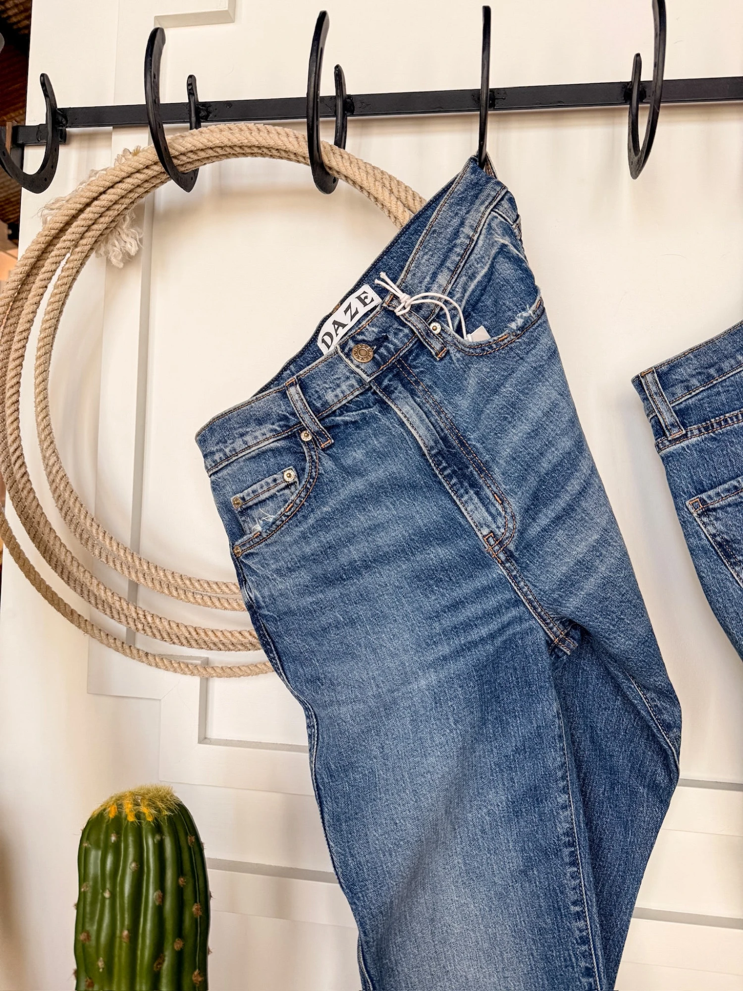 The Wynn High Rise Ankle Jean The Wynn High Rise Ankle Jean -SAVANAH Clothing sale IMG 1160 035dca2a 8b87 4687 bafc 2673f53f79aa