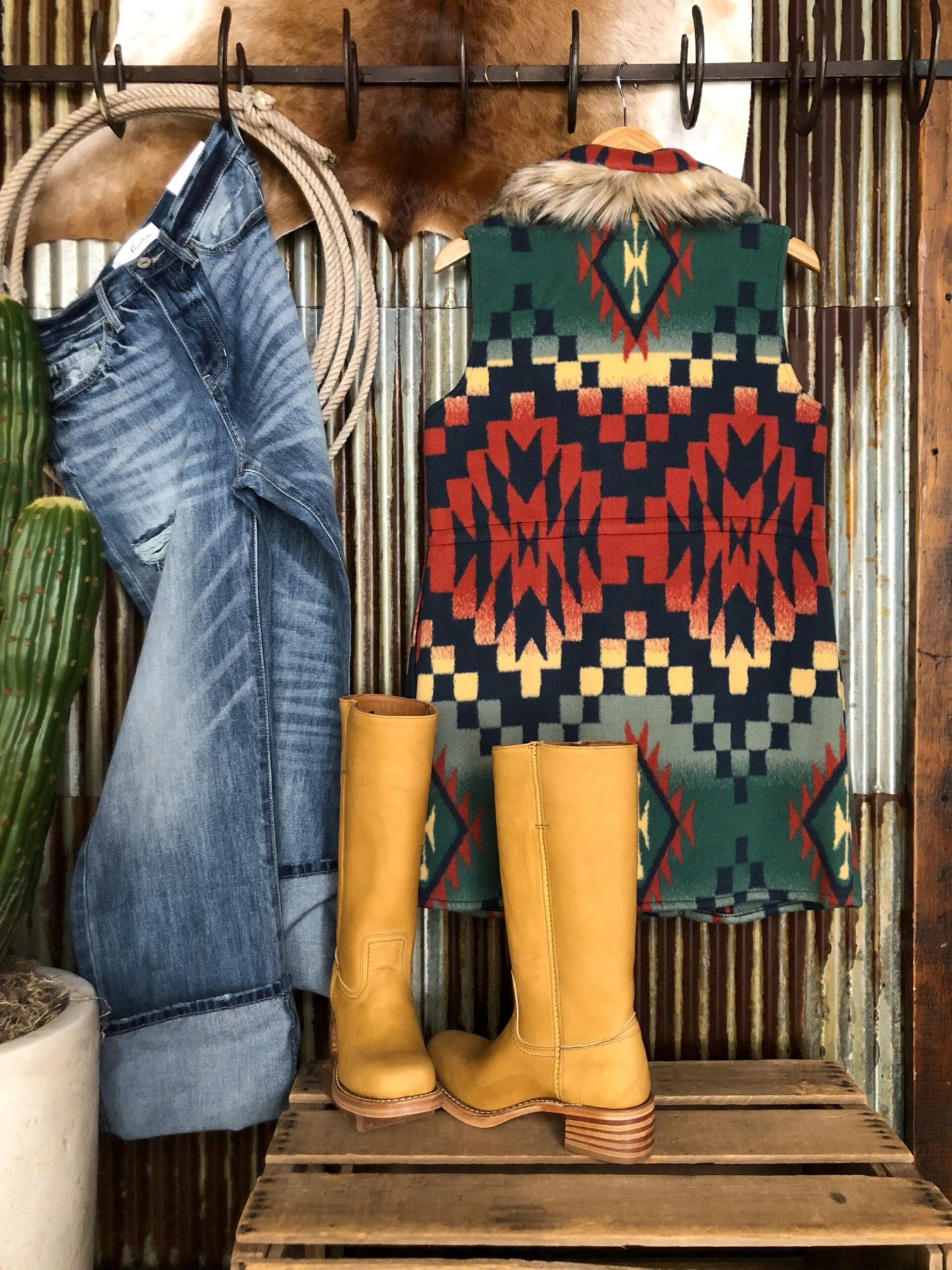 The Tusculum {Vest} The Tusculum {Vest} -SAVANAH Clothing sale IMG 15012 scaled