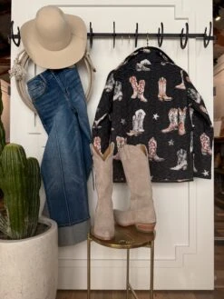 The Round Rock {S-XXL} -SAVANAH Clothing sale IMG 15773 fed4b022 94df 42f9 9750 14358f32c467