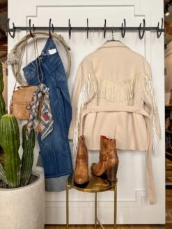 The Fayette -SAVANAH Clothing sale IMG 1624