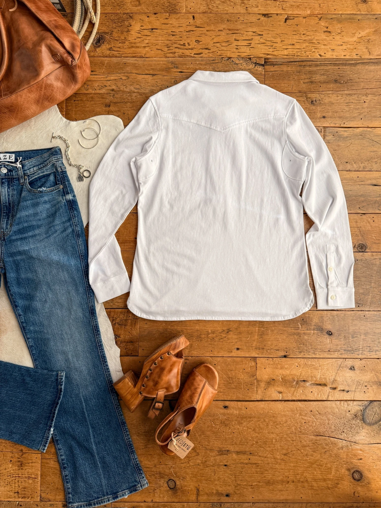 The Creswell The Creswell -SAVANAH Clothing sale IMG 1735 0b14ef12 377d 41ad 877d 4f93ec8458cc