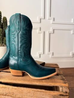 The Corsicana -SAVANAH Clothing sale IMG 1779