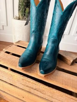 The Corsicana -SAVANAH Clothing sale IMG 1780