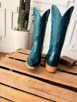 The Corsicana -SAVANAH Clothing sale IMG 1782