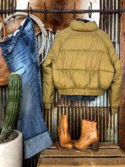 The Lomani -SAVANAH Clothing sale IMG 23184