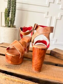 The Monahans -SAVANAH Clothing sale IMG 2320