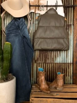 The Houlton 4 The Houlton -SAVANAH Clothing sale IMG 24723