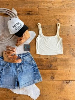 The Holbrook {Off-White}