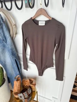 The Bentonville -SAVANAH Clothing sale IMG 26632