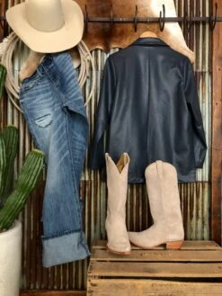 The Elko -SAVANAH Clothing sale IMG 30942