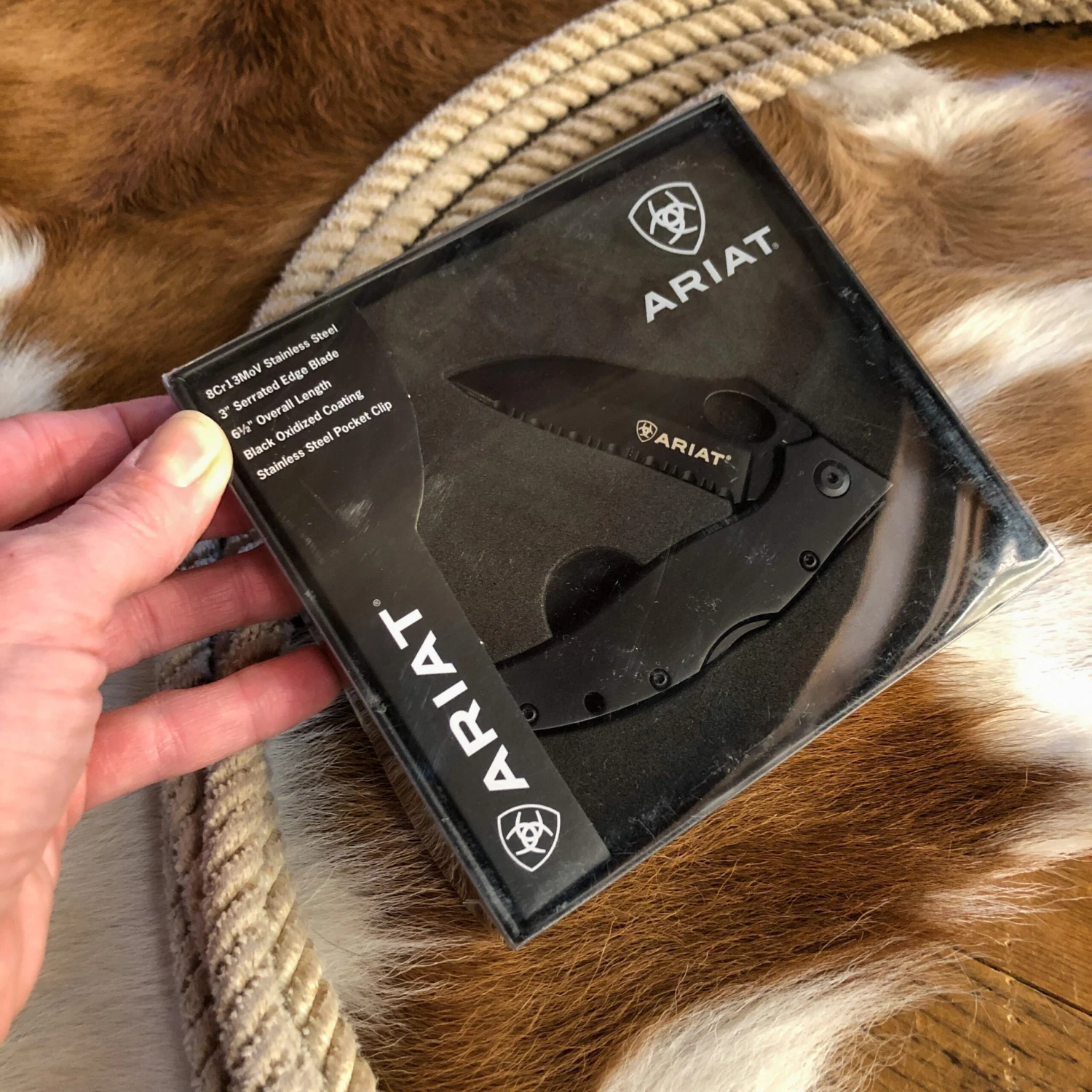 Herrick Knife Herrick Knife -SAVANAH Clothing sale IMG 3279 7ef8d35e 3338 49a1 b564 0e382dc0a2b4 scaled