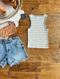 The Fairmont -SAVANAH Clothing sale IMG 33262 212a3faf 918c 41d4 b184 d2d611002e17