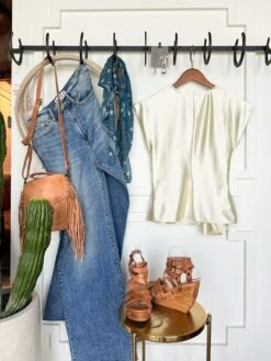 The Manhattan -SAVANAH Clothing sale IMG 3369