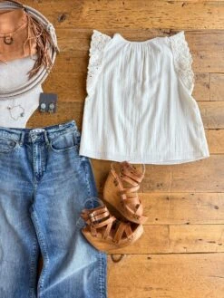 The Navarre 3 The Navarre -SAVANAH Clothing sale IMG 34522 2206766b 1c27 4139 827c dce2e095239a