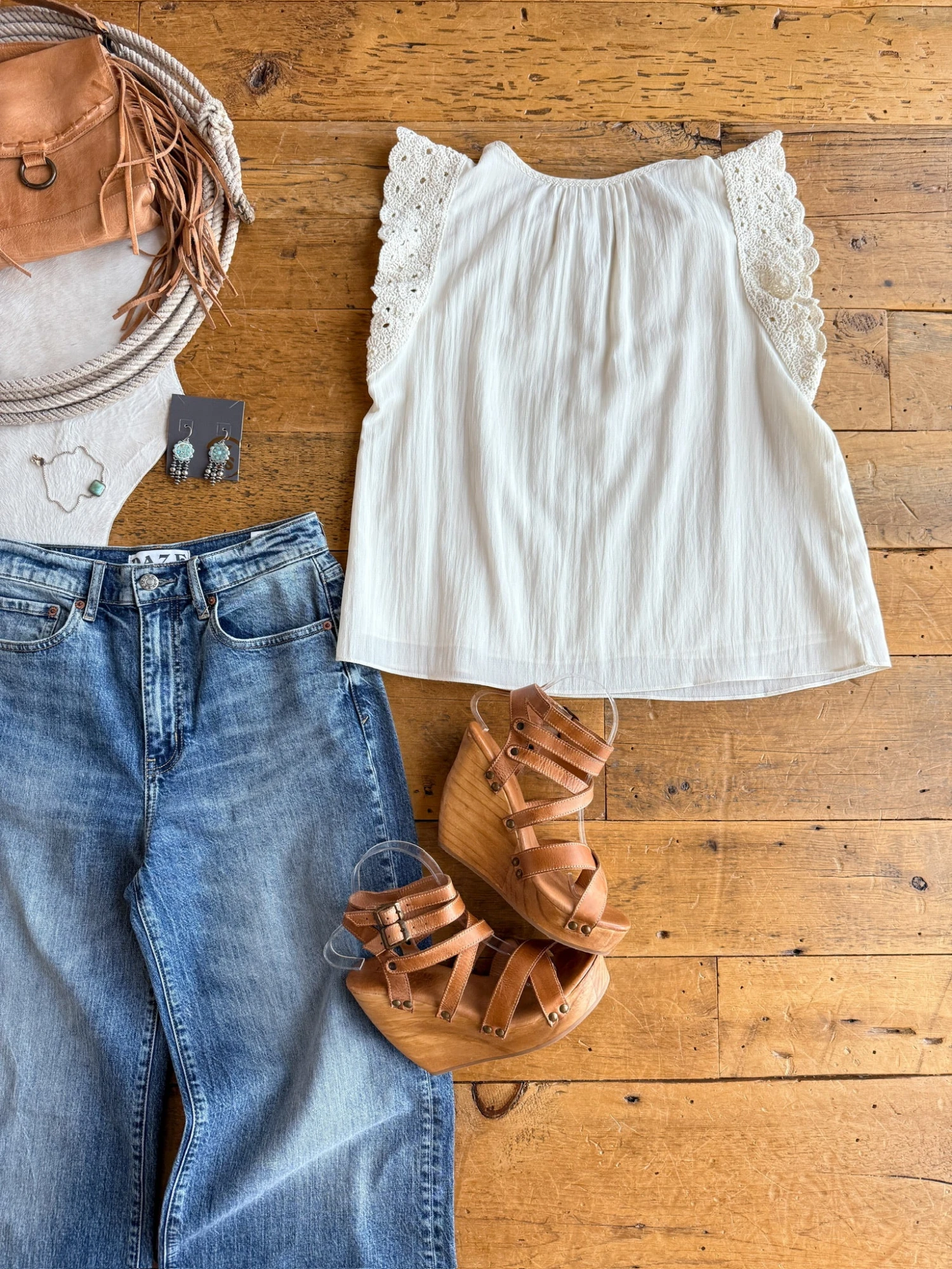 The Navarre The Navarre -SAVANAH Clothing sale IMG 34522 2206766b 1c27 4139 827c dce2e095239a