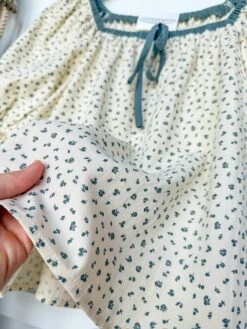 The Latham -SAVANAH Clothing sale IMG 3521