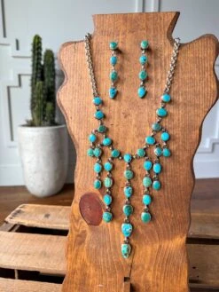 Morado Necklace {& Earrings Set}