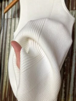 The Bellbrook -SAVANAH Clothing sale IMG 4104