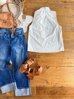 The Mentone 4 The Mentone -SAVANAH Clothing sale IMG 4454 59030106 5e6a 461f a0e5 77eba6aae902