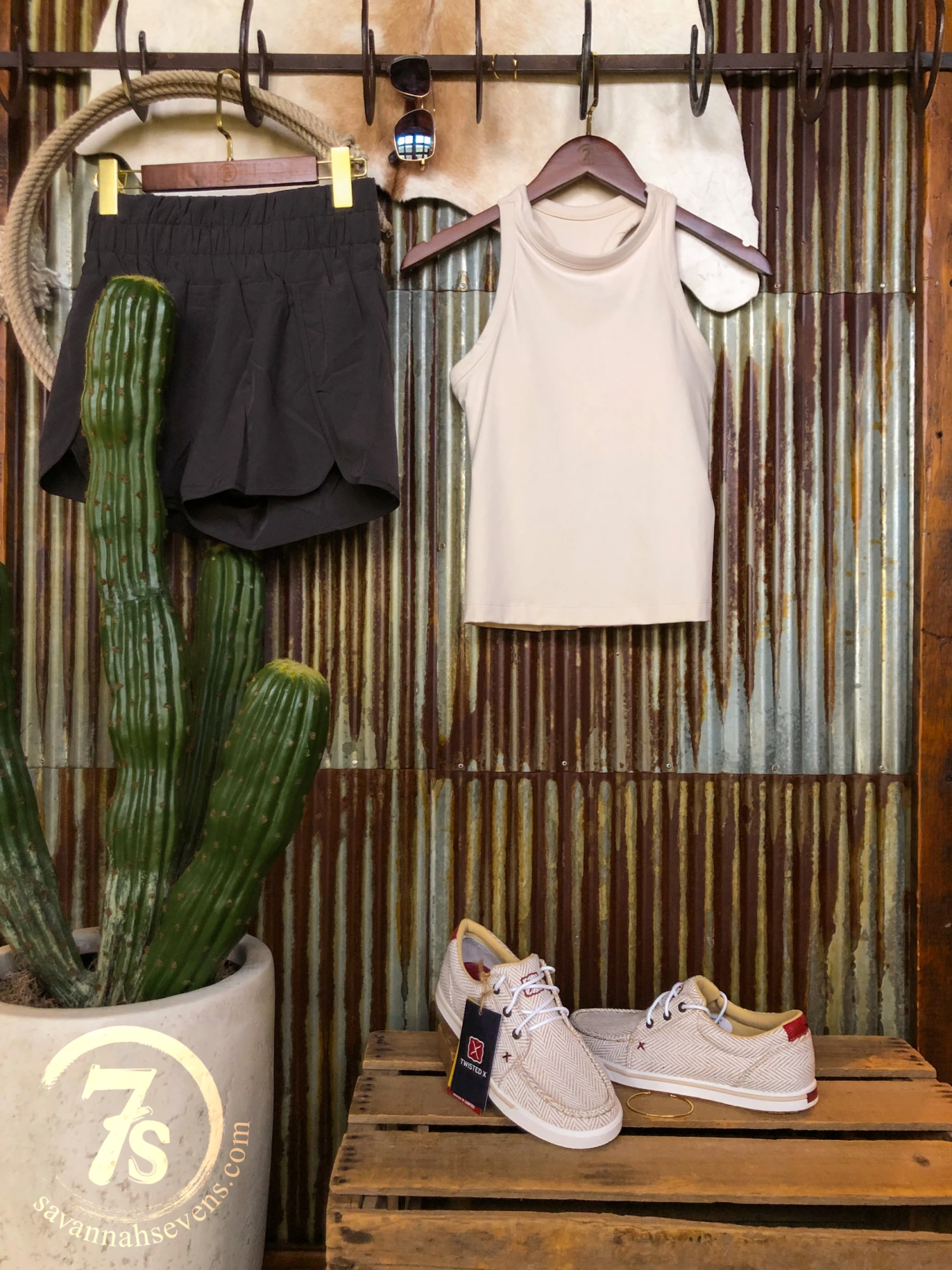 The Creston The Creston -SAVANAH Clothing sale IMG 4560 2 scaled