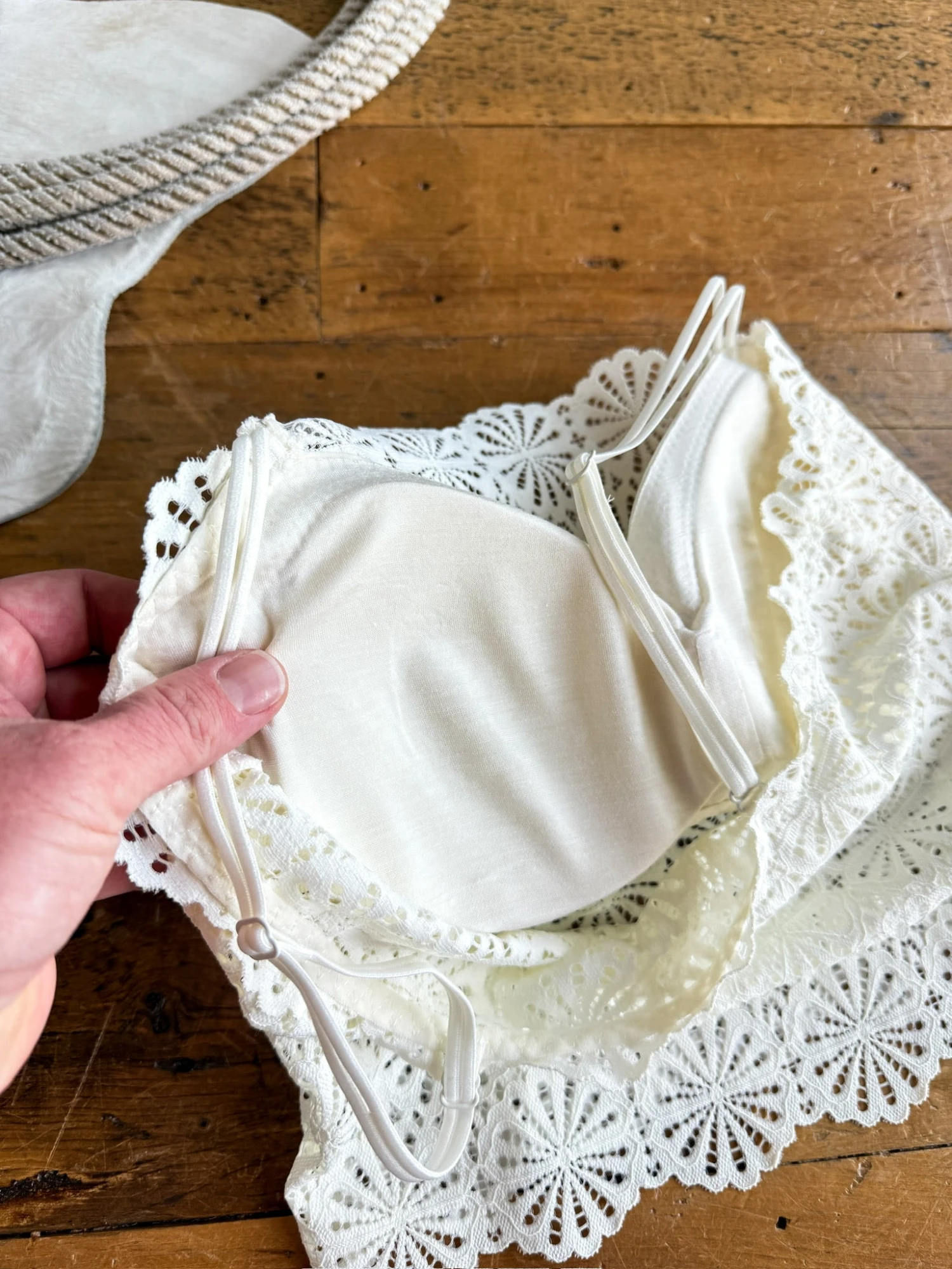 Wrens Bralette Wrens Bralette -SAVANAH Clothing sale IMG 4578 c23294bc 9d66 4495 a5eb fa19f5363ce0