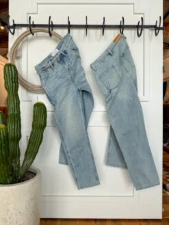 The Quinn High Rise 90's Straight Carpenter Jean (Final Sale)