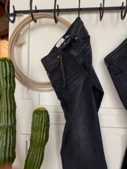 The Brawley High Rise 90's Wide Leg Jean 3 The Brawley High Rise 90's Wide Leg Jean -SAVANAH Clothing sale IMG 48122