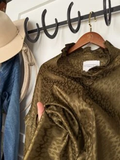 The Oswego 3 The Oswego -SAVANAH Clothing sale IMG 48872