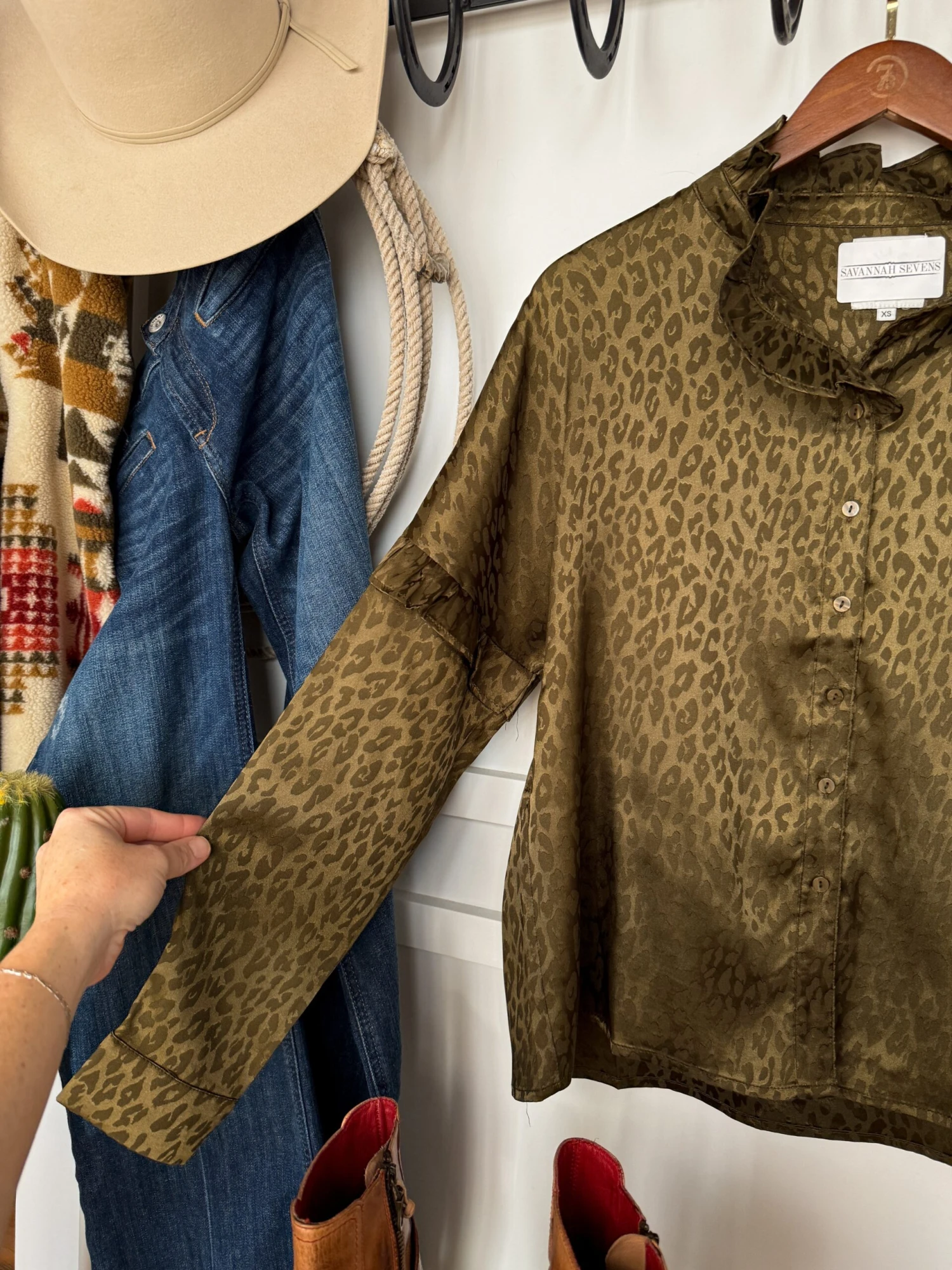 The Oswego The Oswego -SAVANAH Clothing sale IMG 48882 scaled