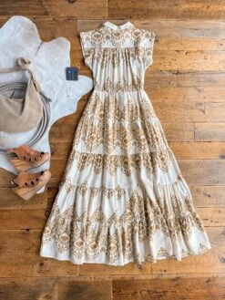 The Tuscola -SAVANAH Clothing sale IMG 49412