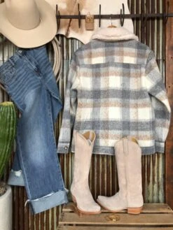 The Hiland -SAVANAH Clothing sale IMG 5172