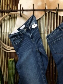 The Stryker Premier Rise 90's Wide Leg Crop Jean -SAVANAH Clothing sale IMG 5265