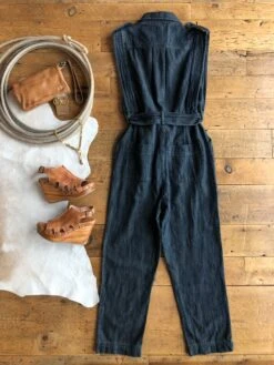 The Luchenbach -SAVANAH Clothing sale IMG 6687