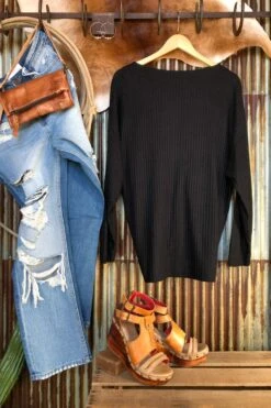 The Knollwood 4 The Knollwood -SAVANAH Clothing sale IMG 66943