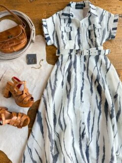 The Bellevue -SAVANAH Clothing sale IMG 7924