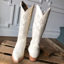 The Terlingua -SAVANAH Clothing sale IMG 88952