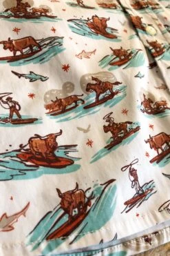 The Aloha Longhorn {Men's} -SAVANAH Clothing sale IMG 9527 d5a255d8 869e 4670 b445 aa9b7453903b