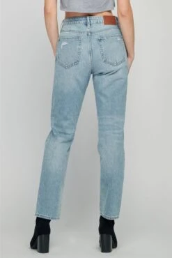 The Karson High Rise Straight Crop Jean -SAVANAH Clothing sale Karson2